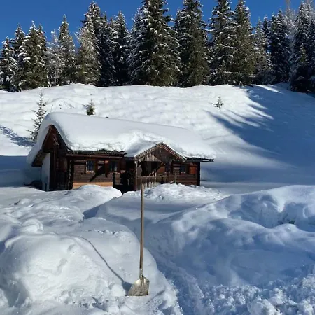 Zaunwiesen Selbstversorgerhuette *